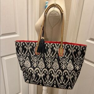 Stella &Dot Stylish Black and White Tote Bag
